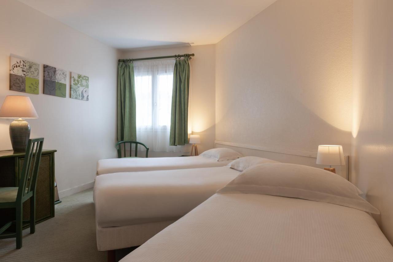 Hotel De L'Orme, Akena 埃夫勒 外观 照片