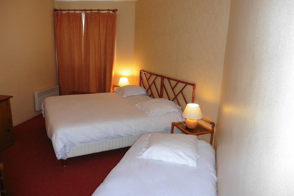 Hotel De L'Orme, Akena 埃夫勒 外观 照片