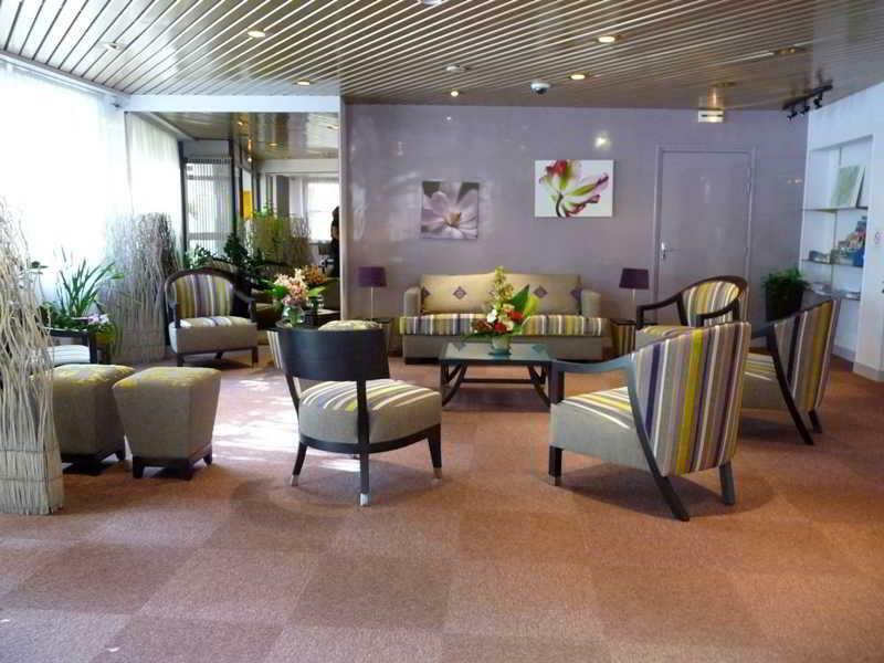Hotel De L'Orme, Akena 埃夫勒 外观 照片